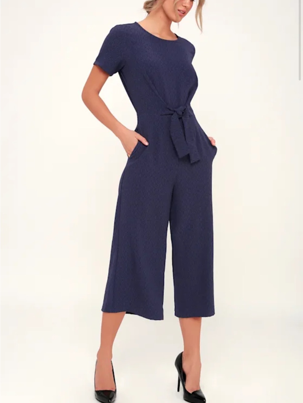 Lulu's Navy Short-Sleeve Tie-Front Cropped Jumpsuit